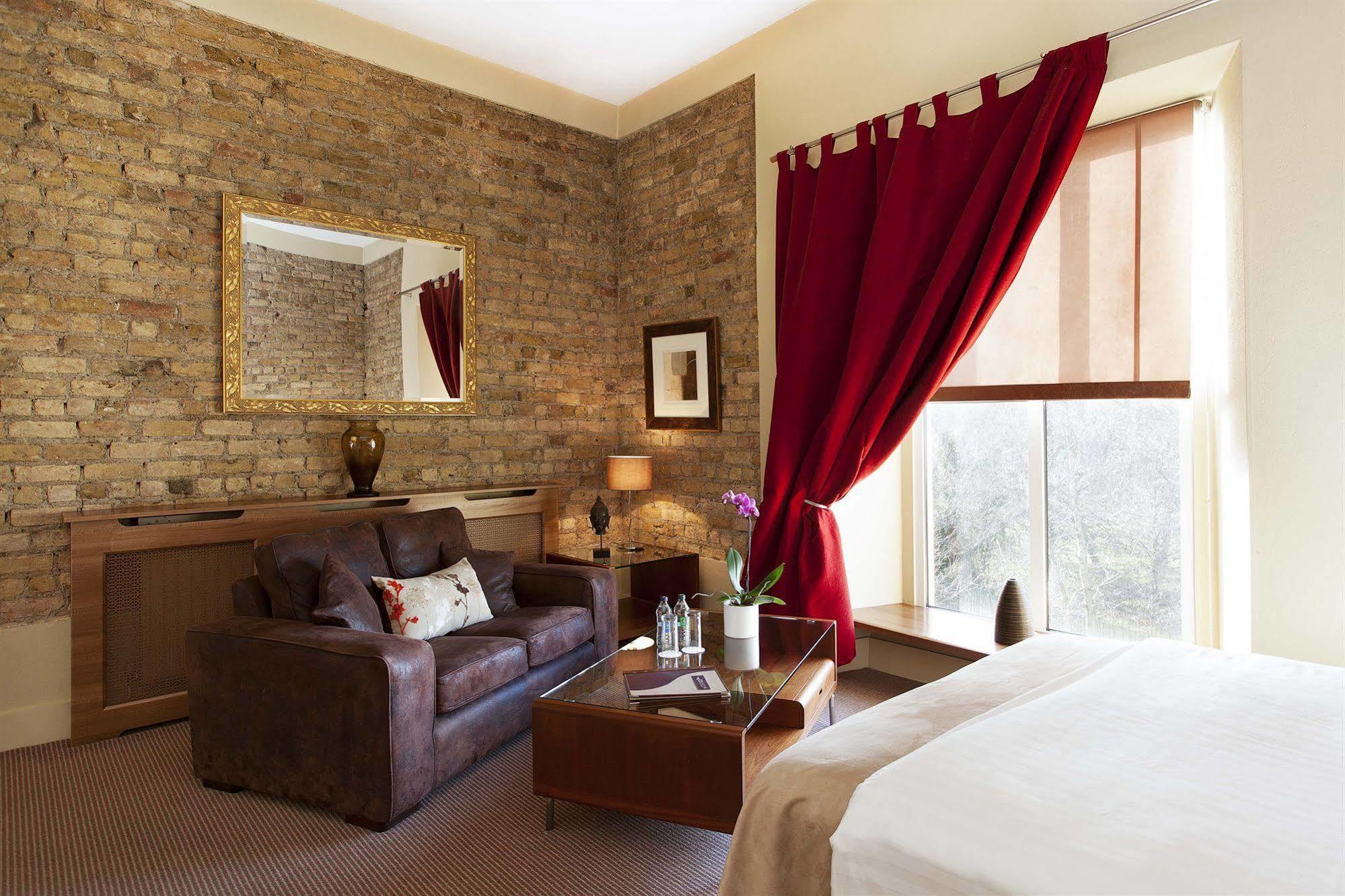 Becketts Hotel Leixlip Exterior photo